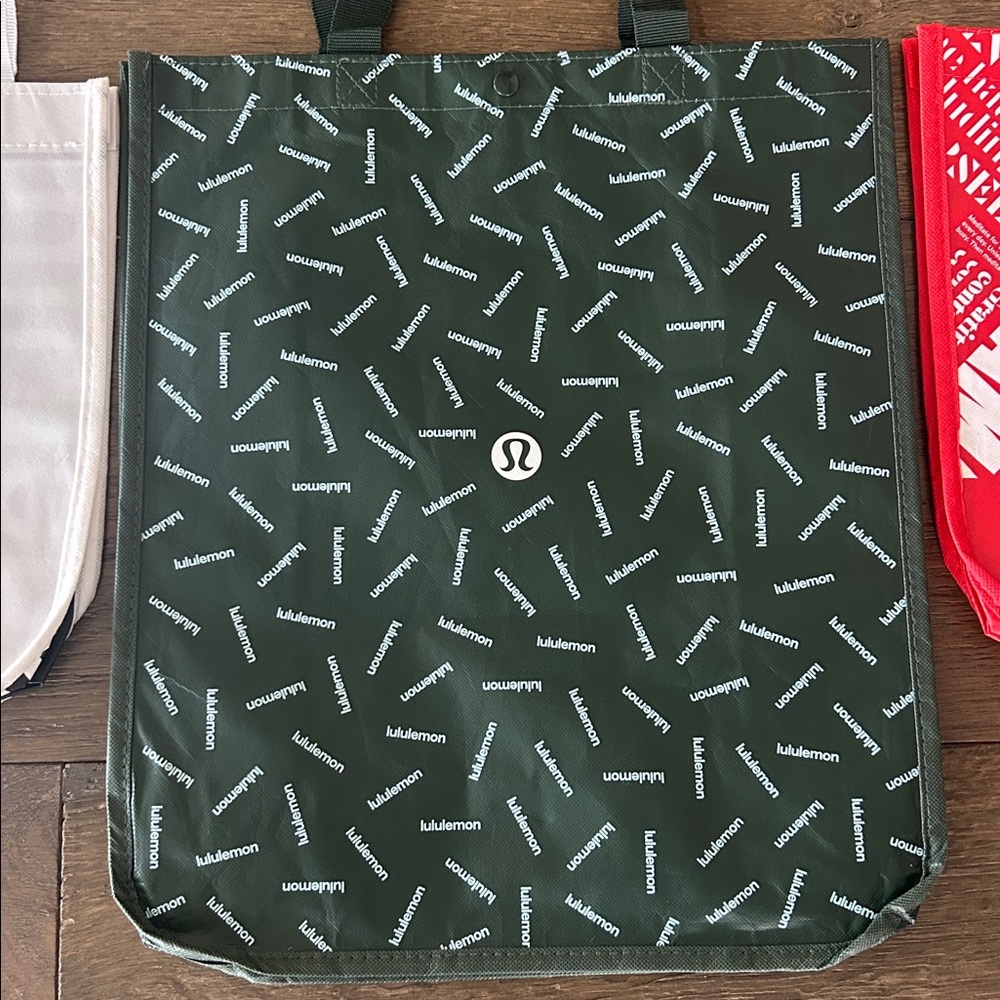 Lululemon Reusable Bag- Set of 3 White, Green, Red - Picture 4 of 7